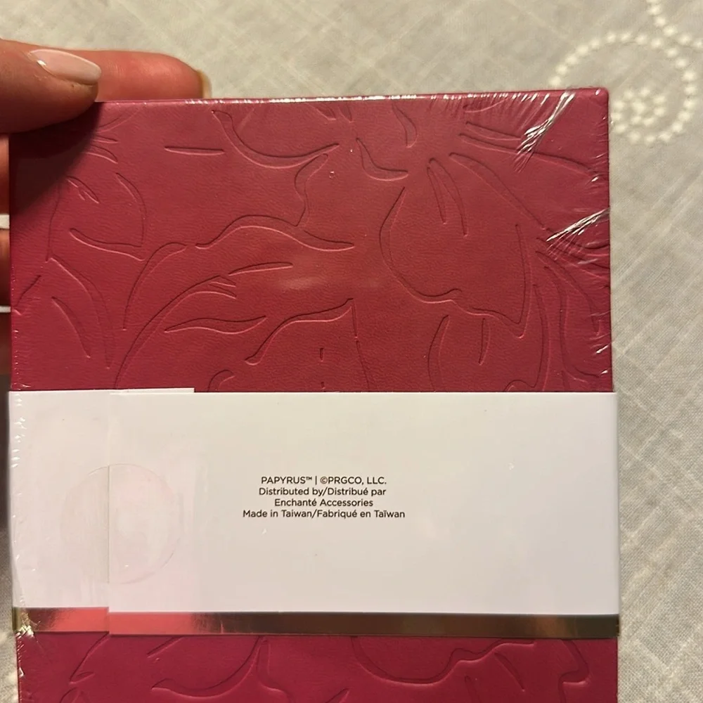 Papyrus 5” x 7” notepad with pen